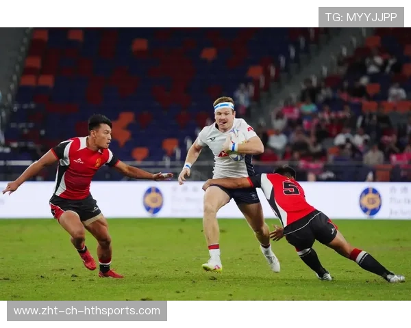 法国七人制橄榄球队伍团队配合默契，法国七人制橄榄球队伍团队配合默契