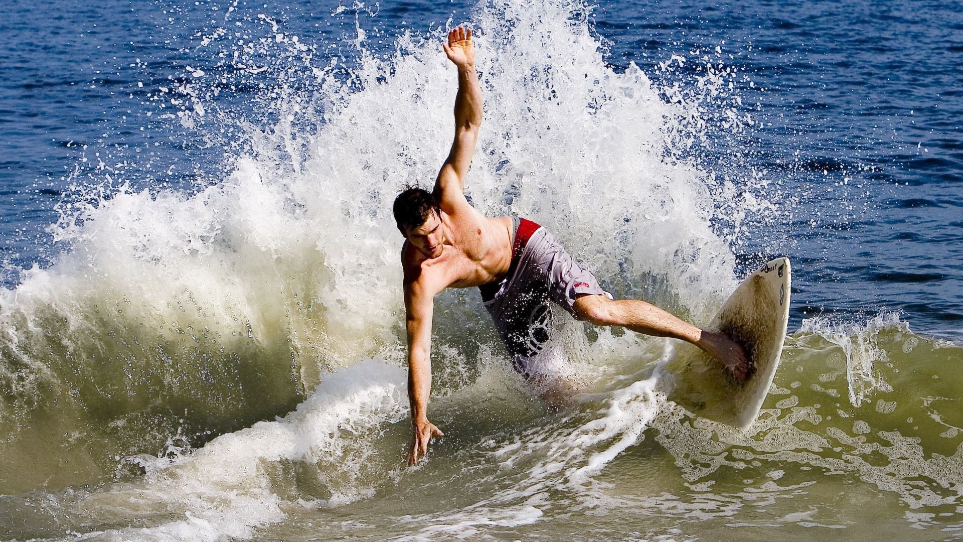 华体会在线登陆-球队在欧洲杯淘汰赛中表现出心理韧性受称赞，欧洲杯淘汰赛规则踢平了怎么办